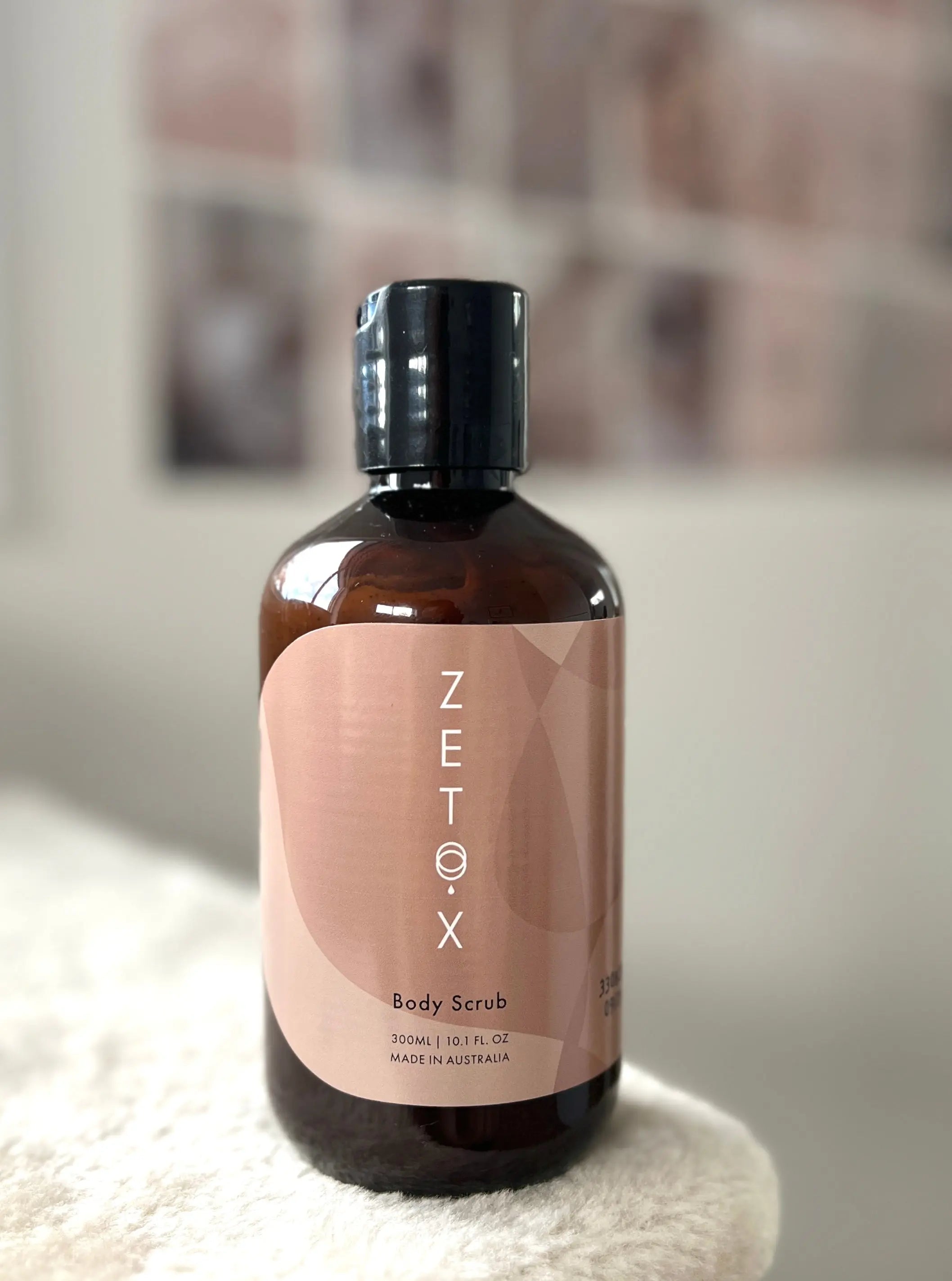 Zetox Body Scrub, 300ml Oliveoil Skincare Group